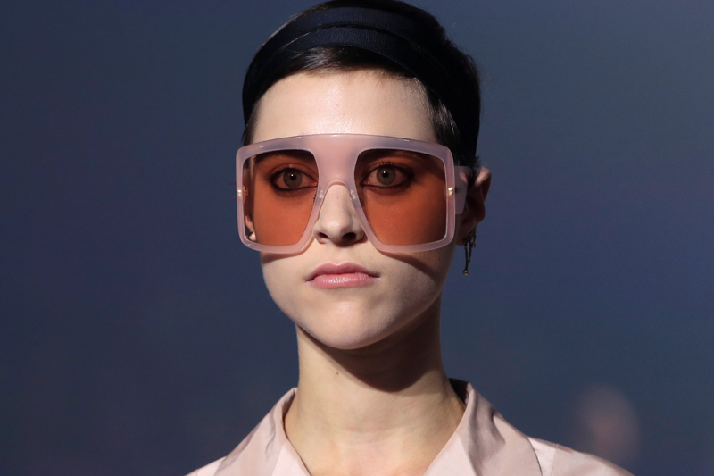 DIORDAN TEATRAL DEFİLE