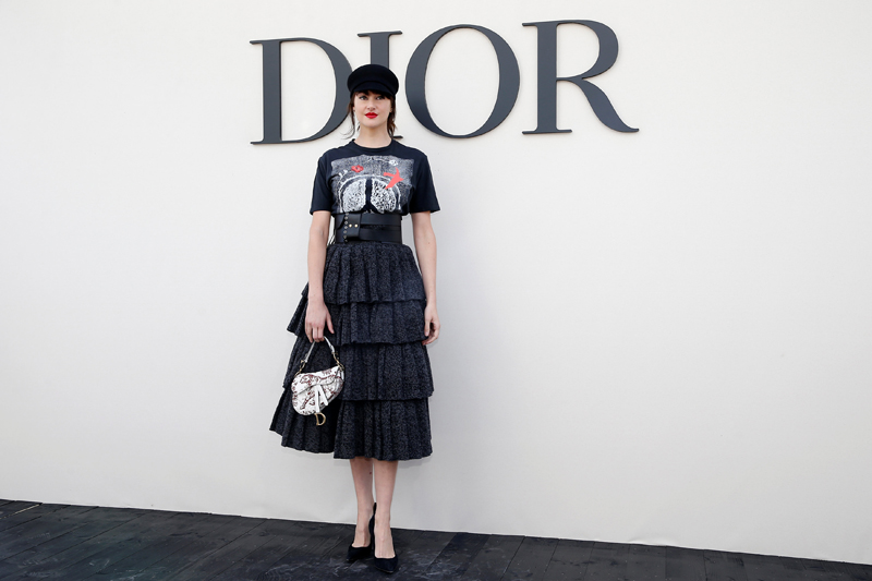 BLAKE LIVELY DIOR DEFİLESİNDEYDİ