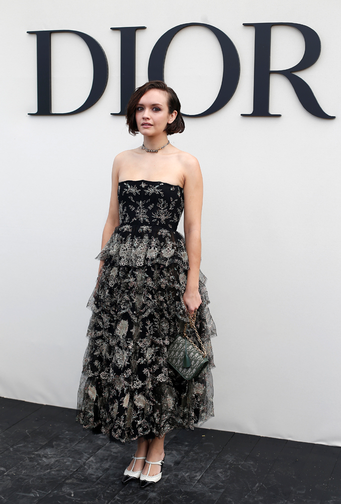 BLAKE LIVELY DIOR DEFİLESİNDEYDİ