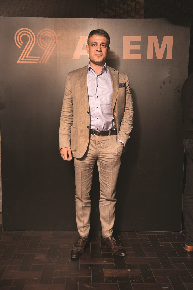 WORK ART PARTY HARD PARTİSİ