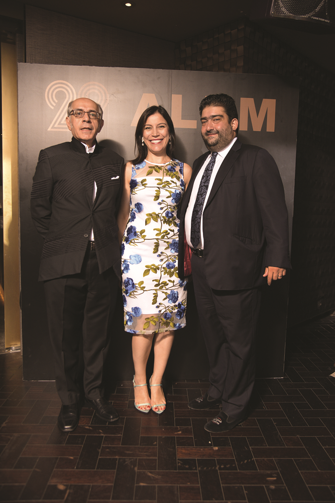 WORK ART PARTY HARD PARTİSİ