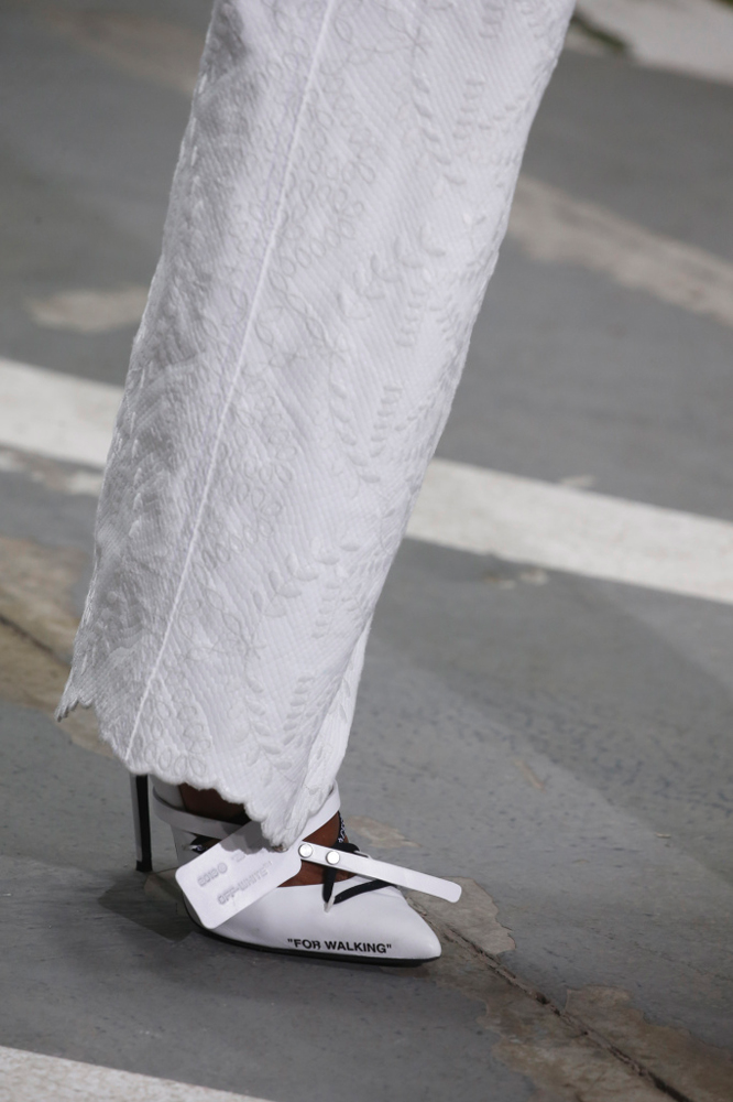 OFF-WHITE PARİS ŞOVU