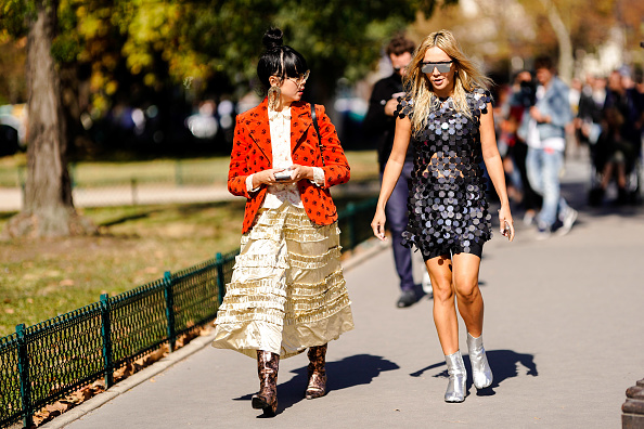 PARİS SOKAKLARINDA MODA RÜZGARI 