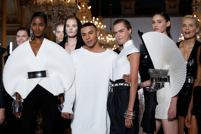 PARİSTE BALMAIN RÜZGARI