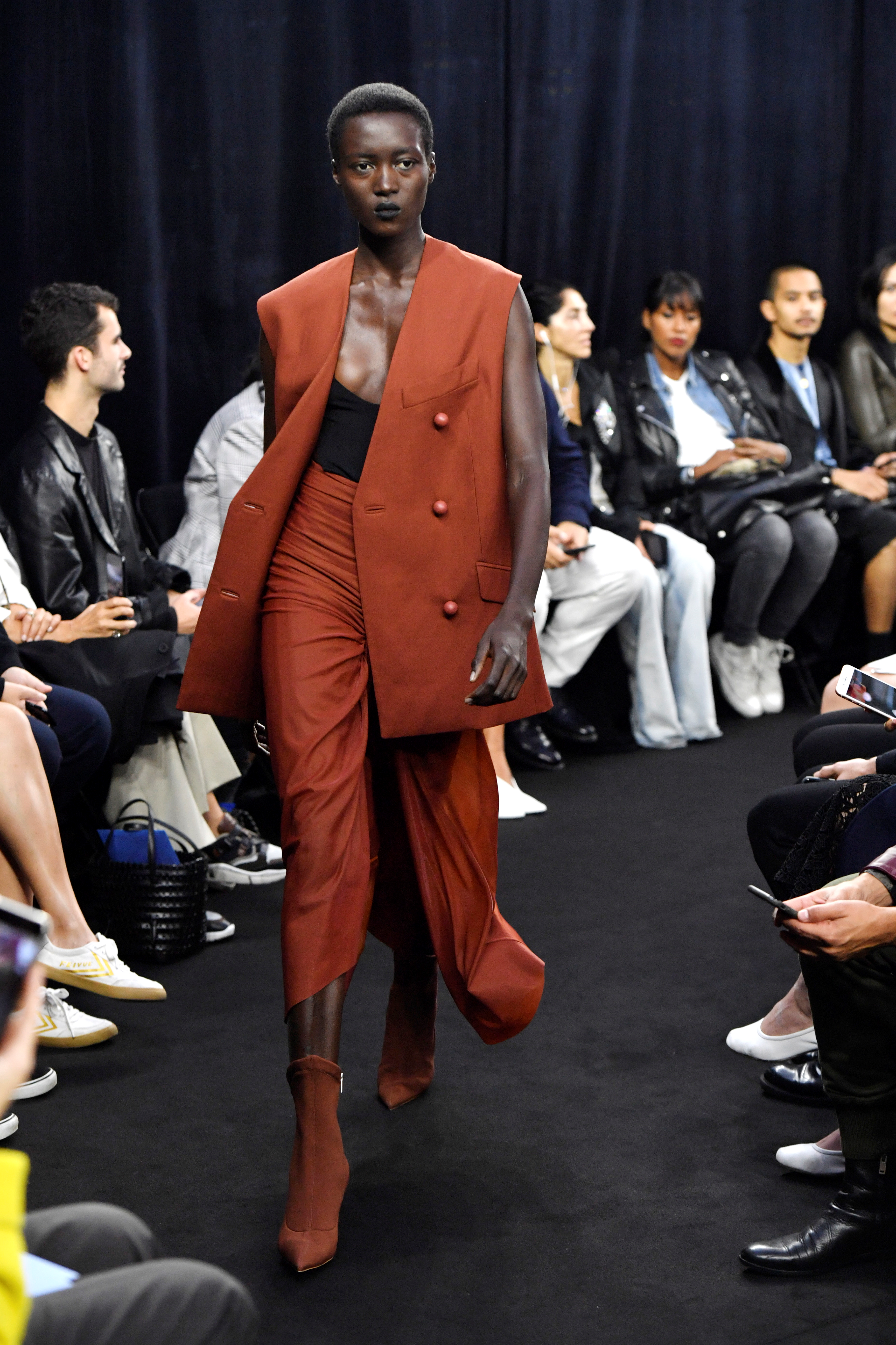 MUGLER İLKBAHAR/YAZ 2019