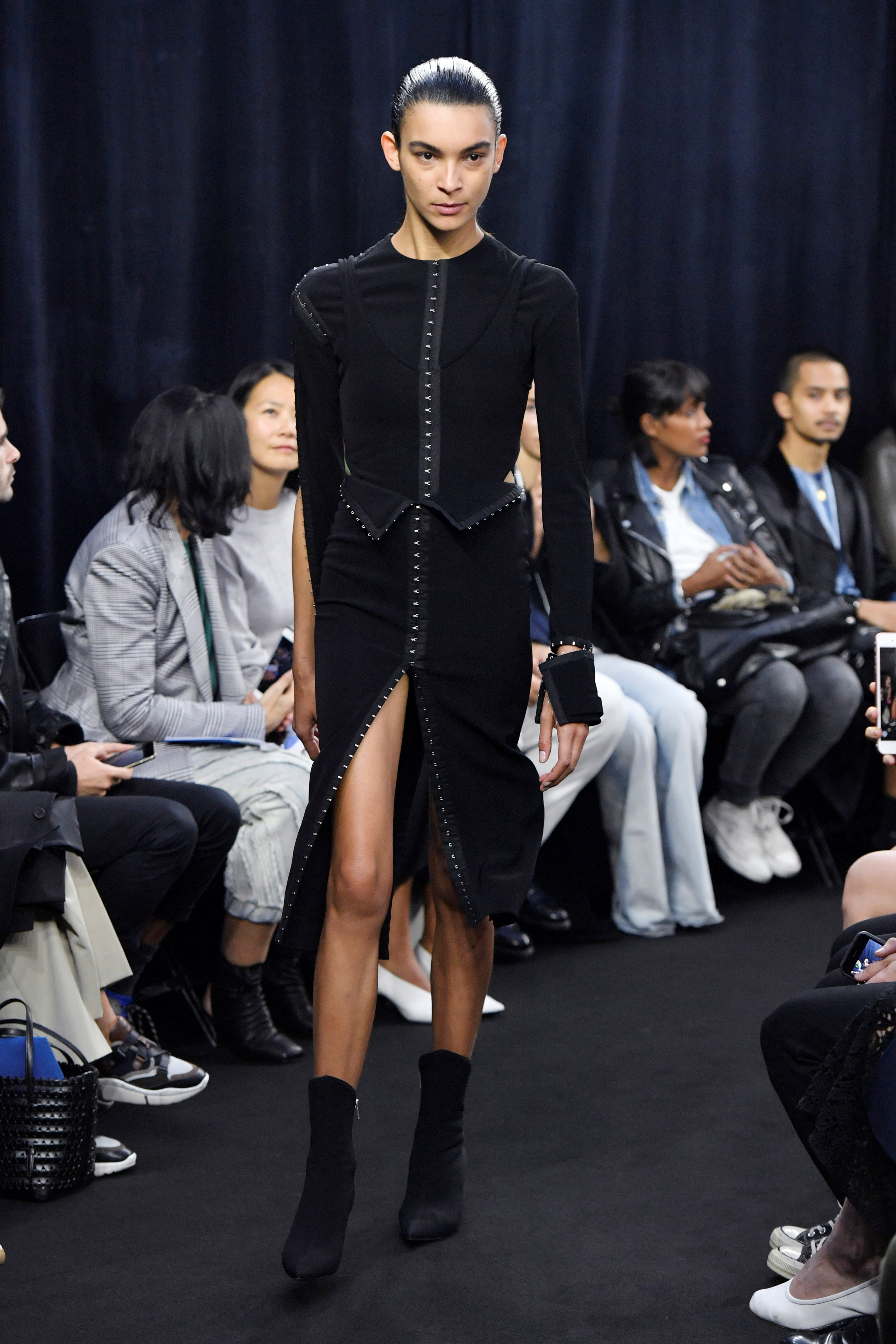 MUGLER İLKBAHAR/YAZ 2019