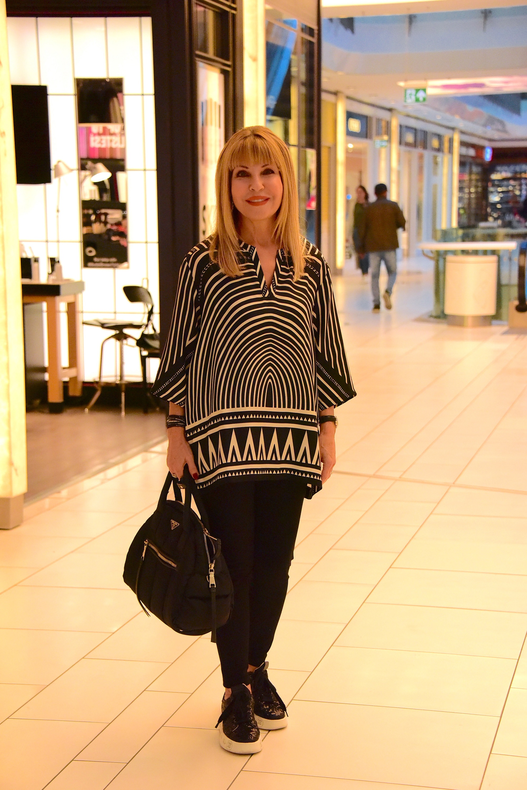 İSTANBUL CADDELERİ 