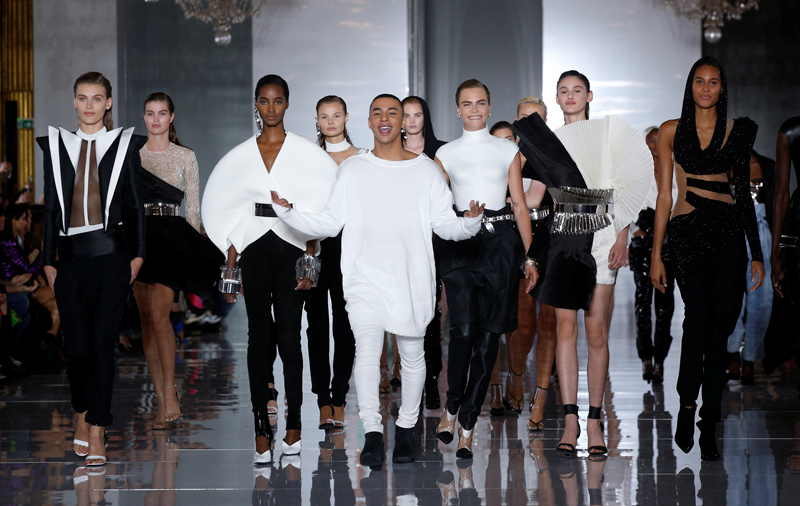 PARİSTE BALMAIN RÜZGARI