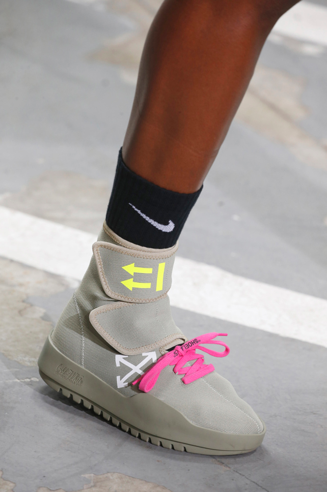 OFF-WHITE PARİS ŞOVU