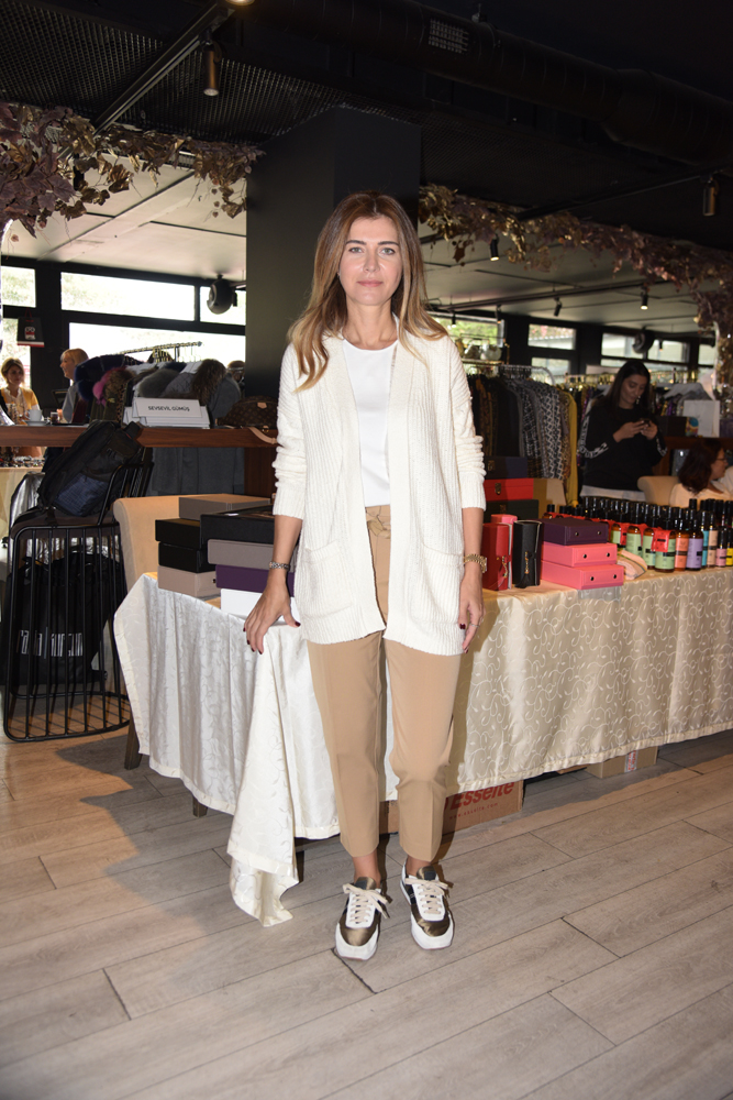 ÇABA DERNEĞİ ALIŞVERİŞ ŞENLİĞİ 