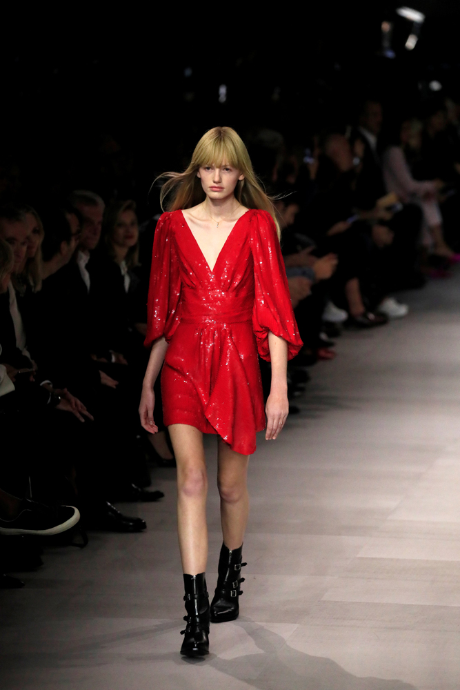 HEDI SLIMANEİN CELINE İÇİN İLK KOLEKSİYONU