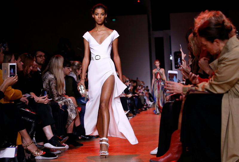 ELIE SAAB İLKBAHAR/YAZ 2019