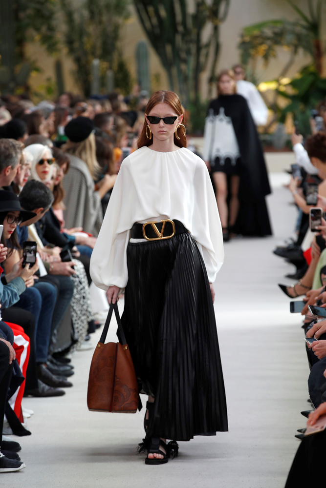 PARİS MODA HAFTASINDA VALENTINO