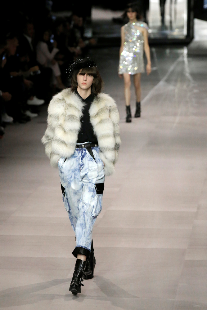 HEDI SLIMANEİN CELINE İÇİN İLK KOLEKSİYONU