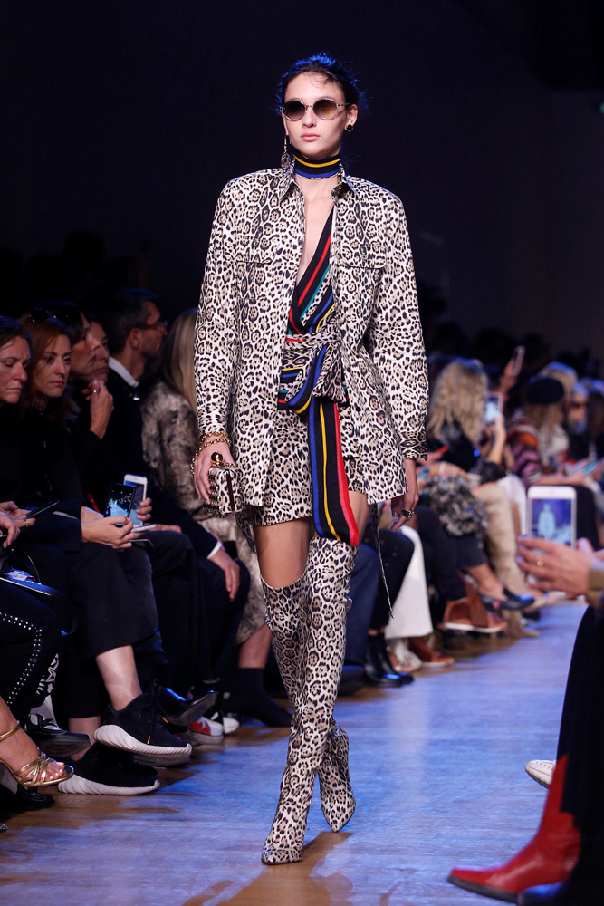 ELIE SAAB İLKBAHAR/YAZ 2019