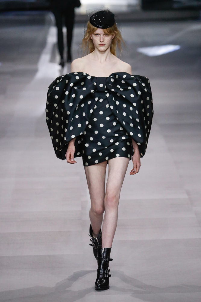 HEDI SLIMANEİN CELINE İÇİN İLK KOLEKSİYONU