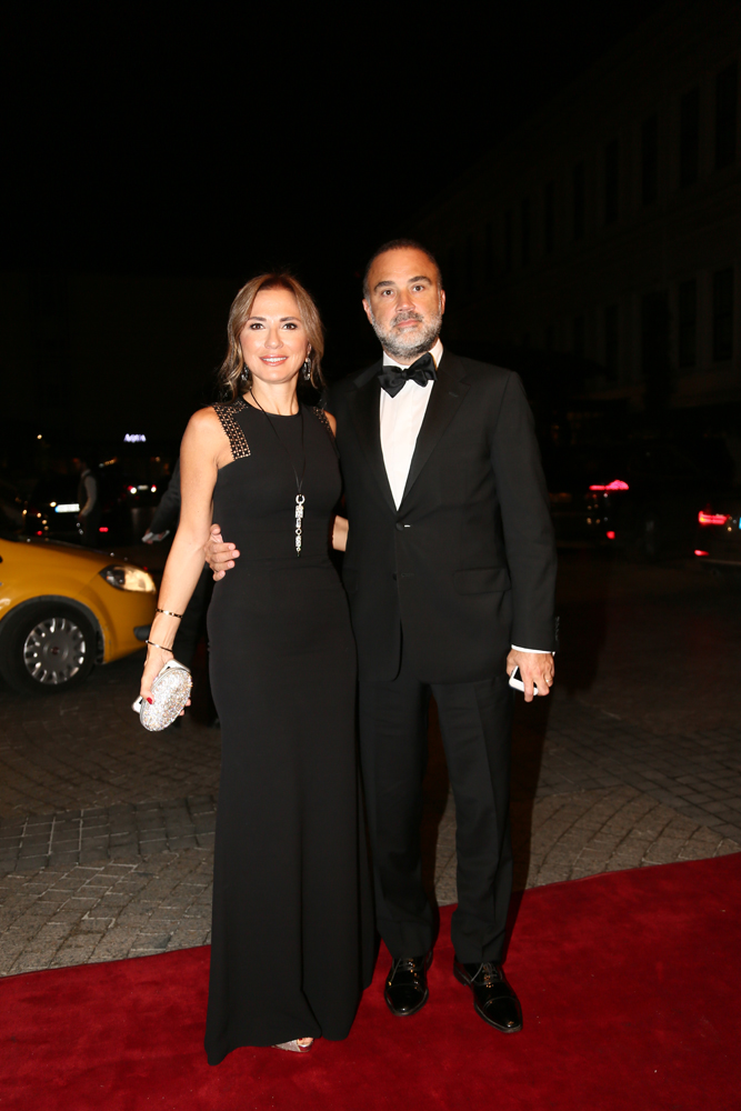 BENSU SORAL VE HAKAN BAŞ EVLENDİ