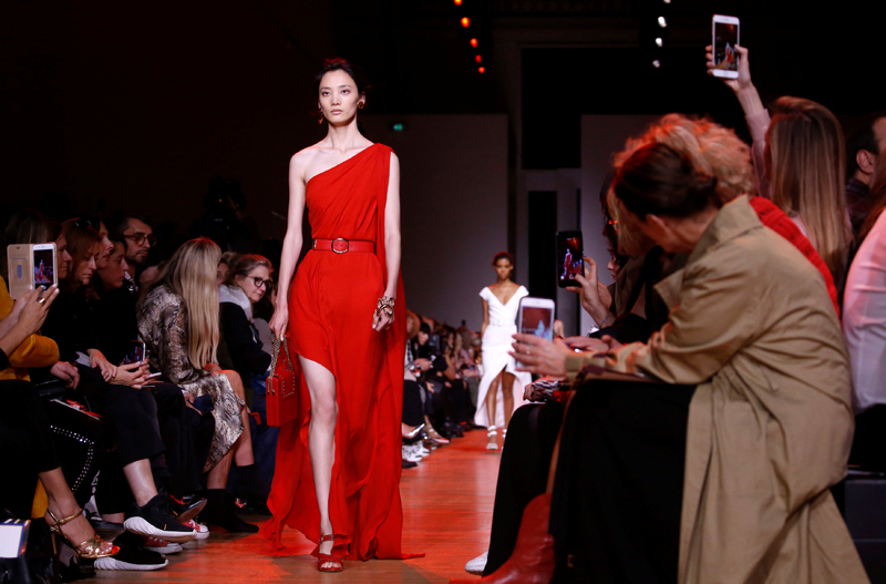 ELIE SAAB İLKBAHAR/YAZ 2019