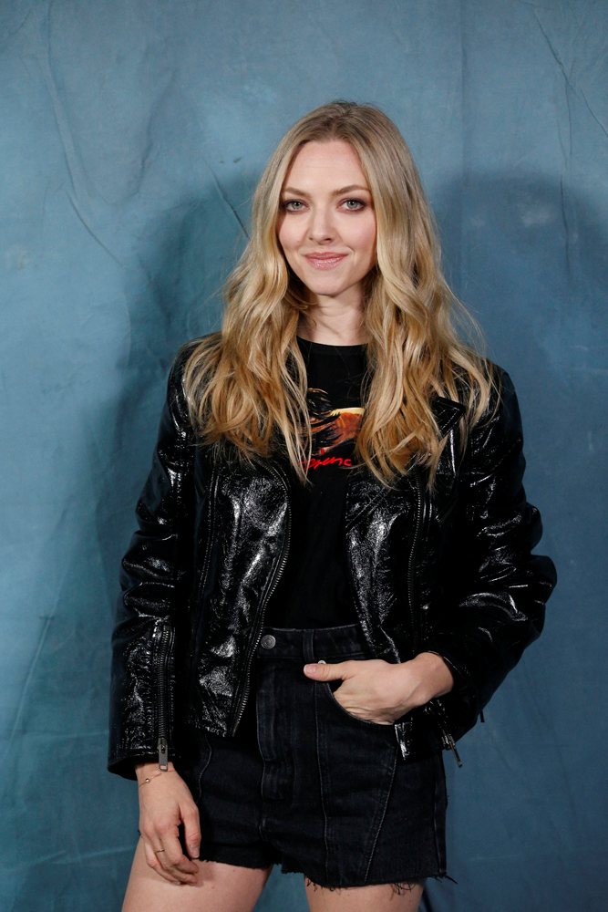 GIVENCHY DEFİLESİ'NDE HOLLYWOOD RÜZGARI 