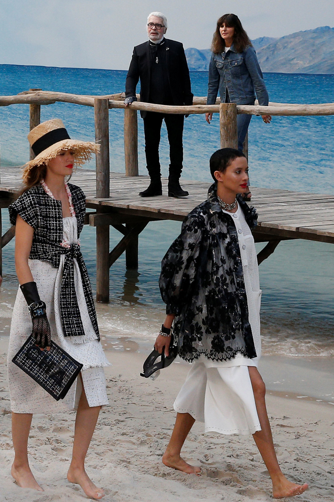 PARİS'TE CHANEL RÜZGARI