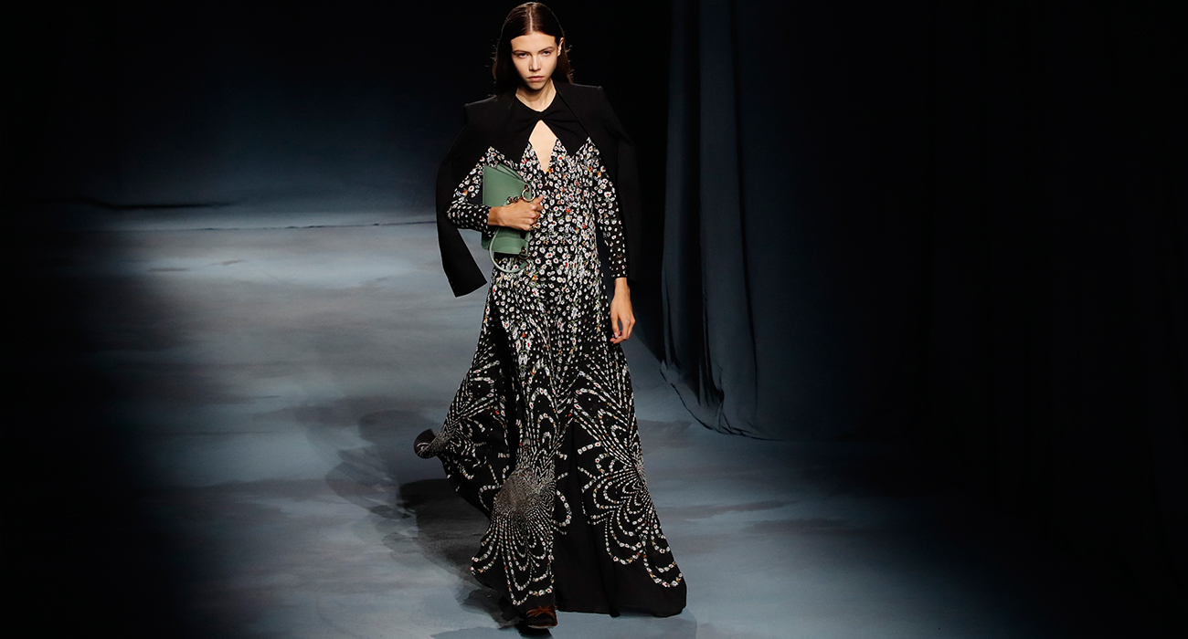 GIVENCHY DEFİLESİ'NDE HOLLYWOOD RÜZGARI 