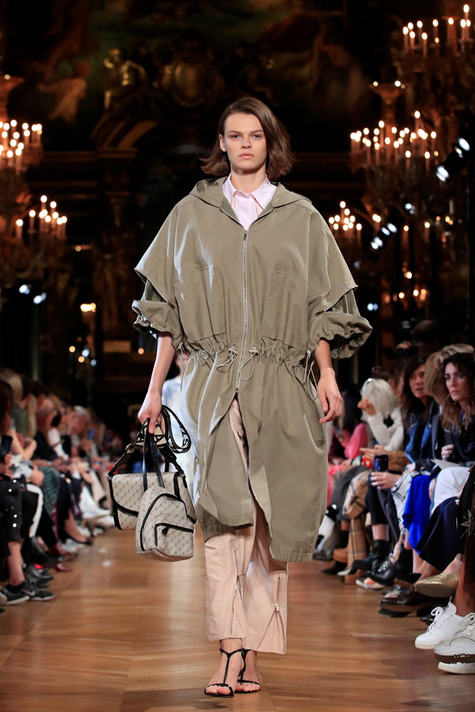 STELLA MCCARTNEY 2019 İLKBAHAR/YAZ DEFİLESİ 