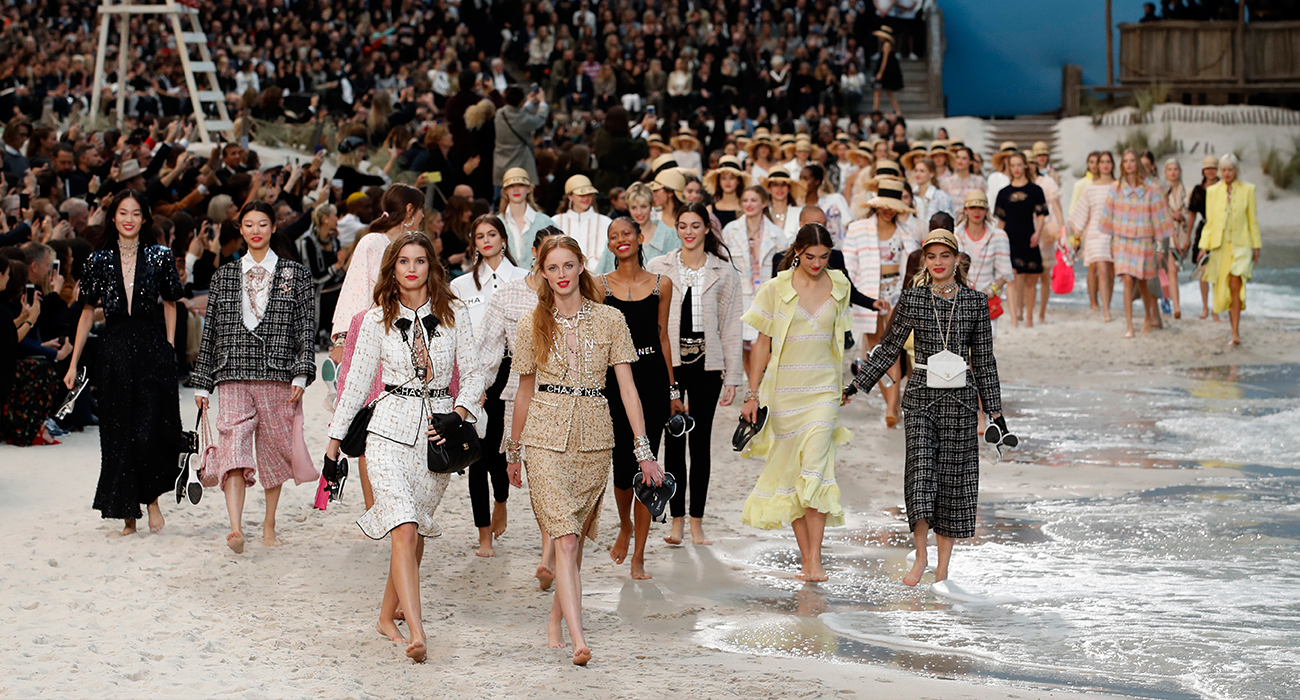 PARİS'TE CHANEL RÜZGARI