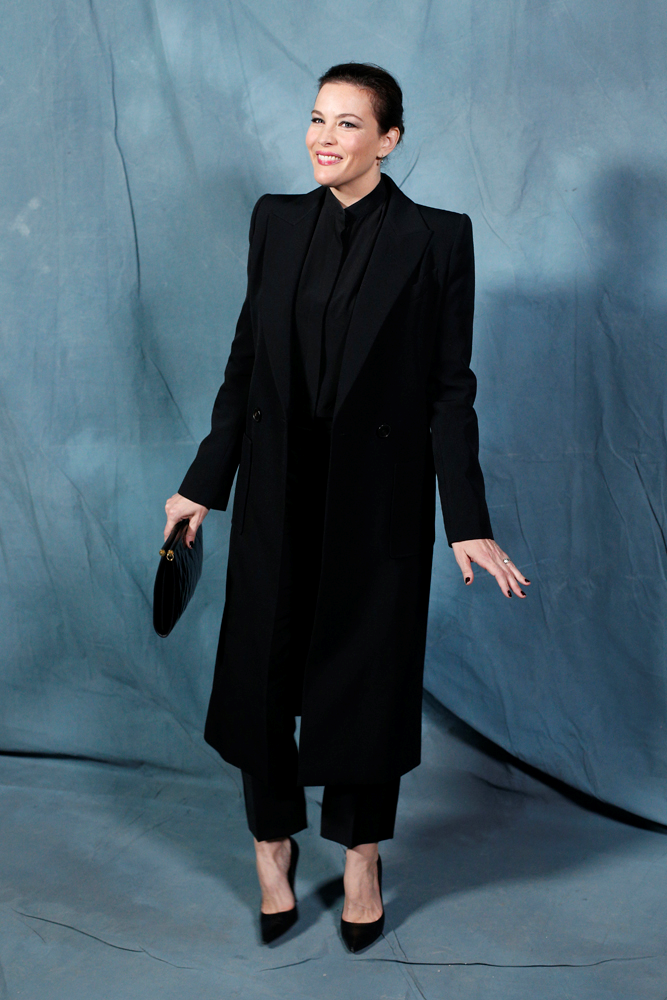 GIVENCHY DEFİLESİ'NDE HOLLYWOOD RÜZGARI 