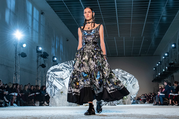 ALEXANDER MCQUEEN İLKBAHAR/YAZ 2019