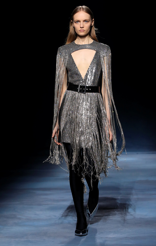 GIVENCHY DEFİLESİ'NDE HOLLYWOOD RÜZGARI 