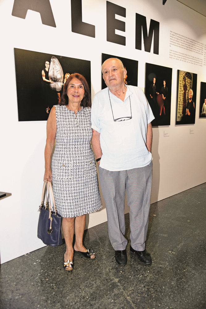 "WHAT COLLECTORS COLLECT" SERGİMİZE YOĞUN İLGİ 