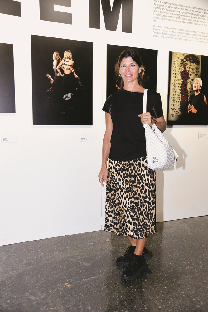 "WHAT COLLECTORS COLLECT" SERGİMİZE YOĞUN İLGİ 