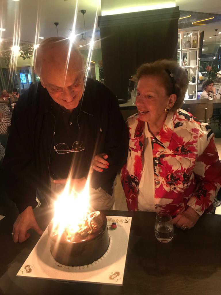 BÜYÜK KULÜPTE DOĞUM GÜNÜ