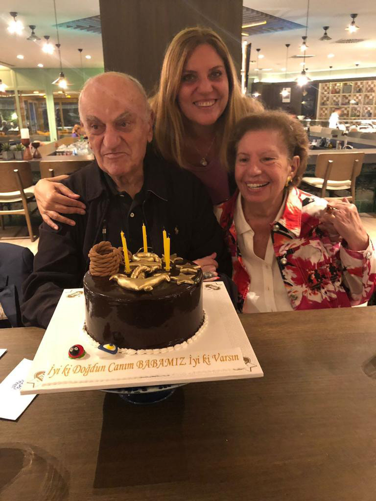 BÜYÜK KULÜPTE DOĞUM GÜNÜ