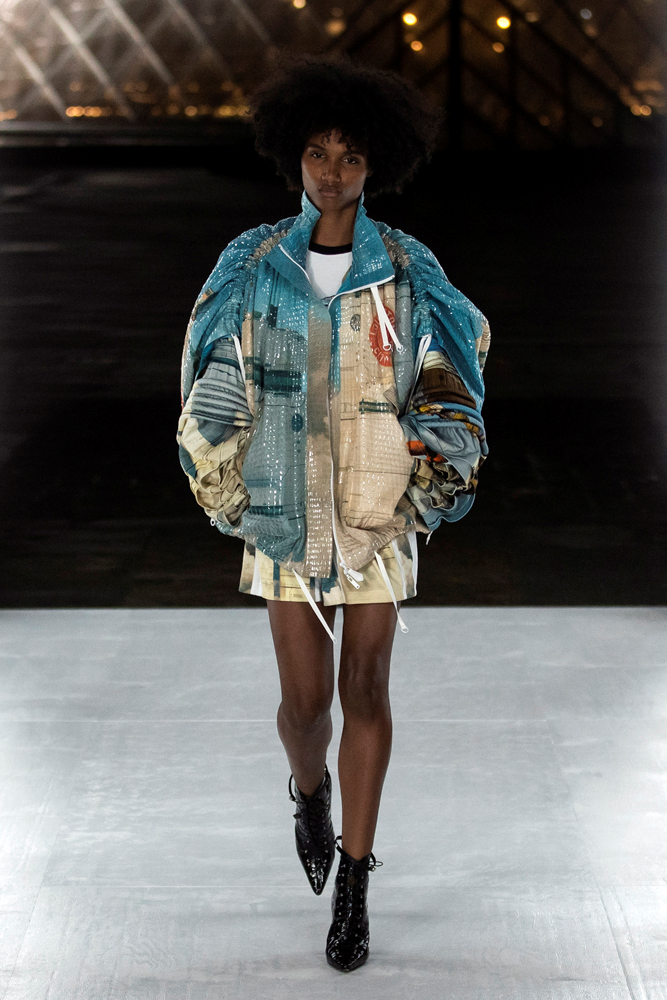 LOUIS VUITTON 2019 İLKBAHAR/YAZ DEFİLESİ 