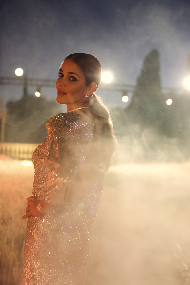 ÜNLÜ İSİMLER NICETE