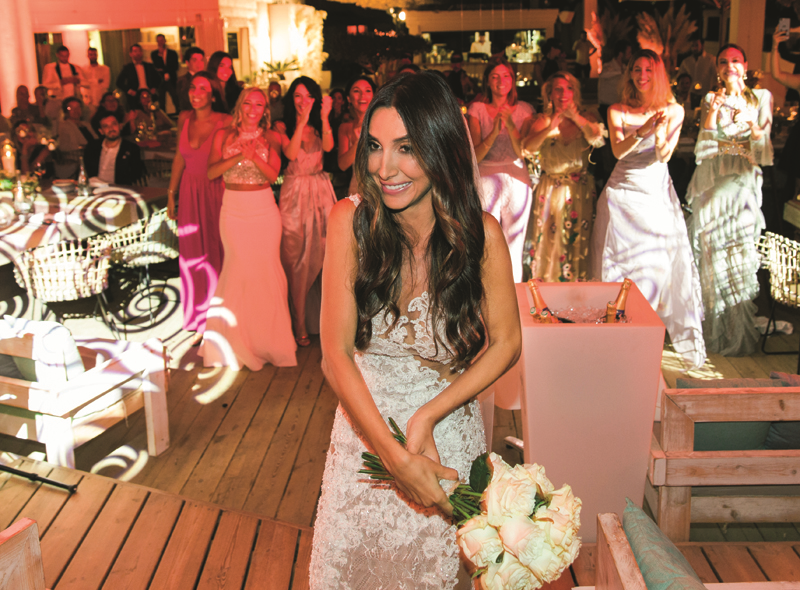 BOHEM BİR ST. TROPEZ MASALI 