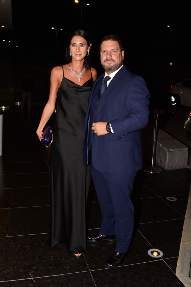 CENK ÖZTANIK VE ECEM KAZANCI EVLENDİ