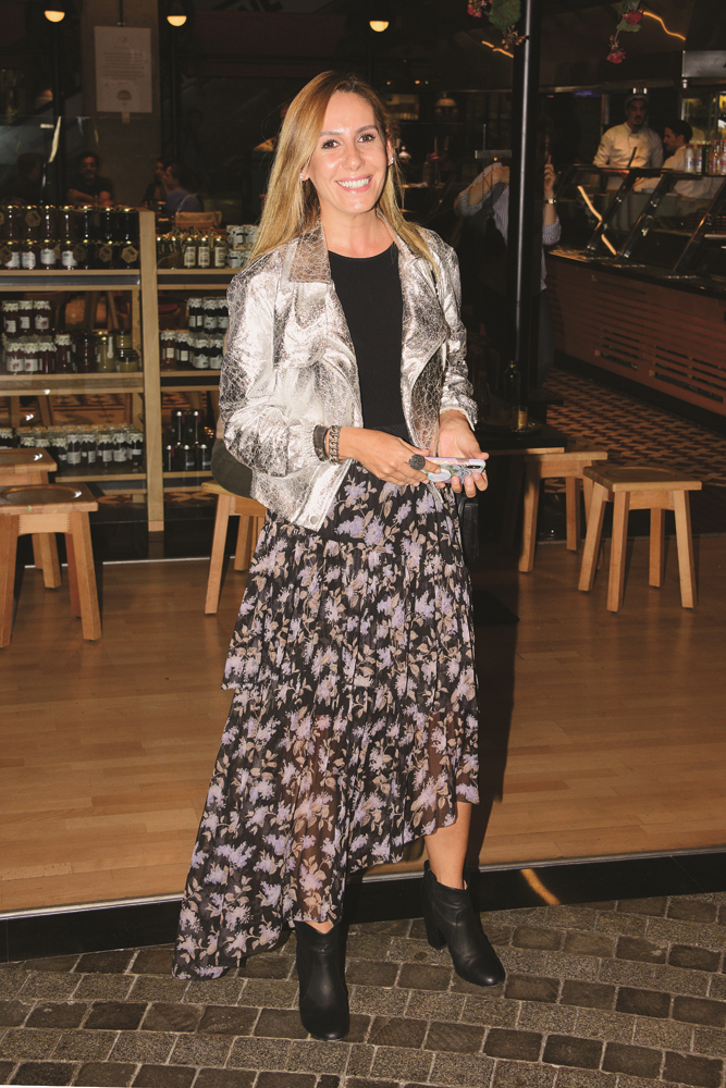 ÜNLÜLERDEN TOG YARARINA KONSER