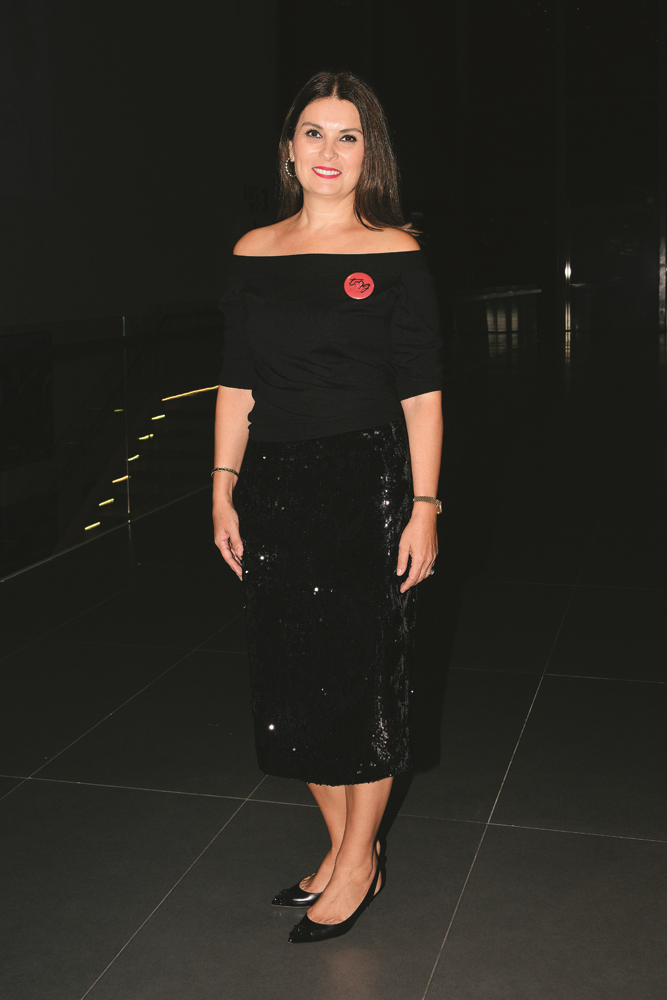 ÜNLÜLERDEN TOG YARARINA KONSER