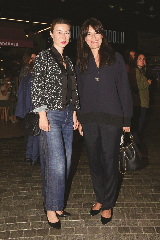 ÜNLÜLERDEN TOG YARARINA KONSER