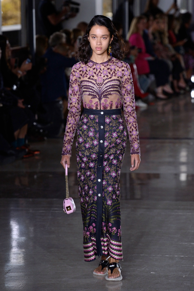 GIAMBATTISTA VALLİ DEFİLESİ 