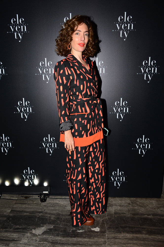 TÜRKİYEDE İLK MAĞAZA AÇILIŞI