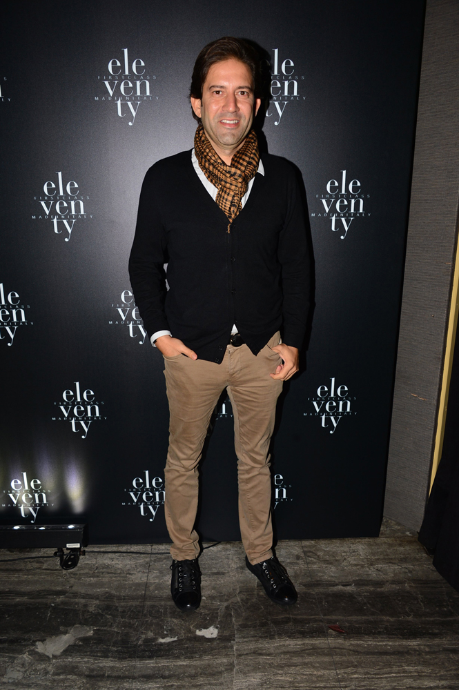 TÜRKİYEDE İLK MAĞAZA AÇILIŞI