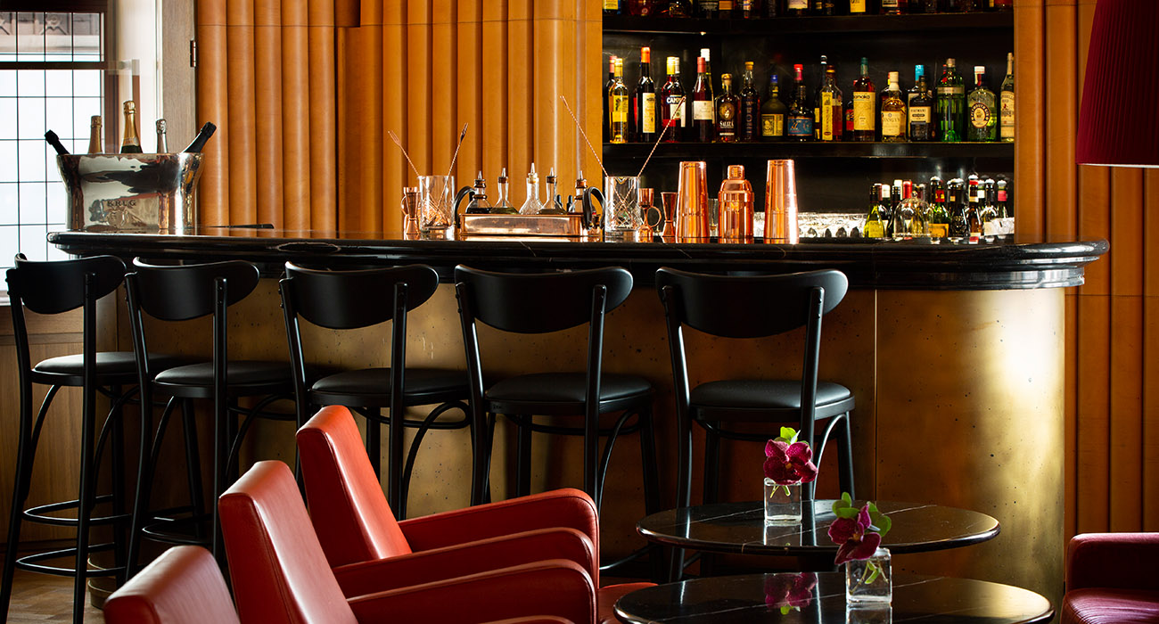 DAVID BOWIE'NİN PARTİ MEKANI