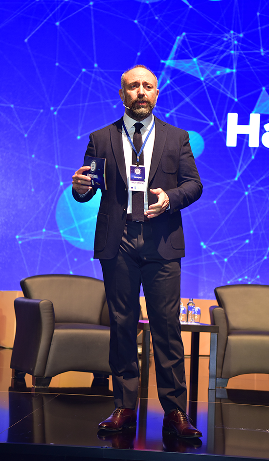 SOSYAL FAYDA ZİRVESİ'NDE İYİLİK KONUŞULDU