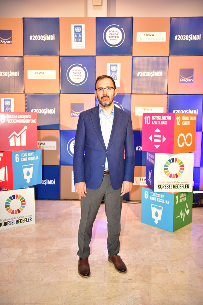 SOSYAL FAYDA ZİRVESİ'NDE İYİLİK KONUŞULDU