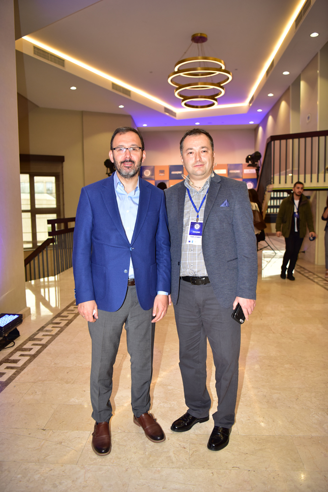 SOSYAL FAYDA ZİRVESİ'NDE İYİLİK KONUŞULDU