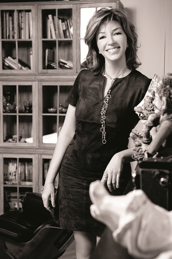 ÖZLEM AVCIOĞLU'NUN LÜKSLERİ