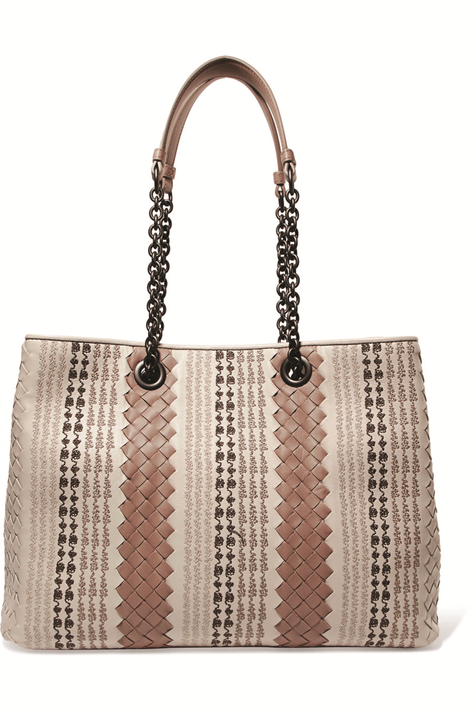 ÖZLEM AVCIOĞLU'NUN LÜKSLERİ